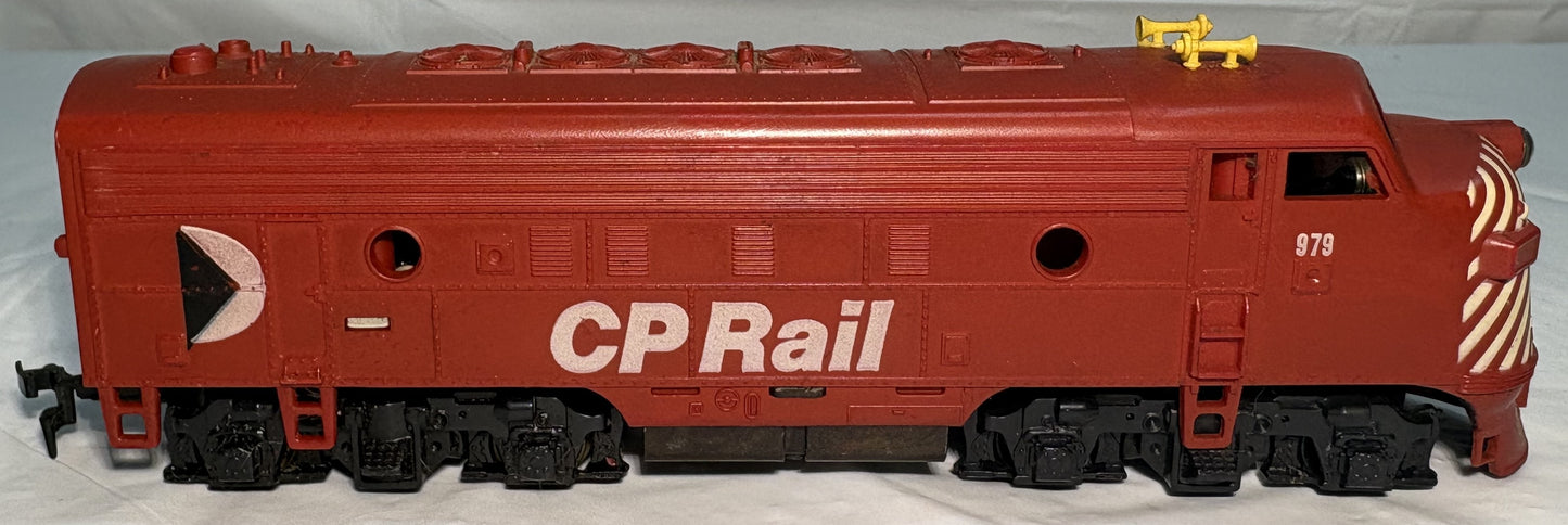 Tyco 224-82 F9 Diesel Locomotive Canadian Pacific