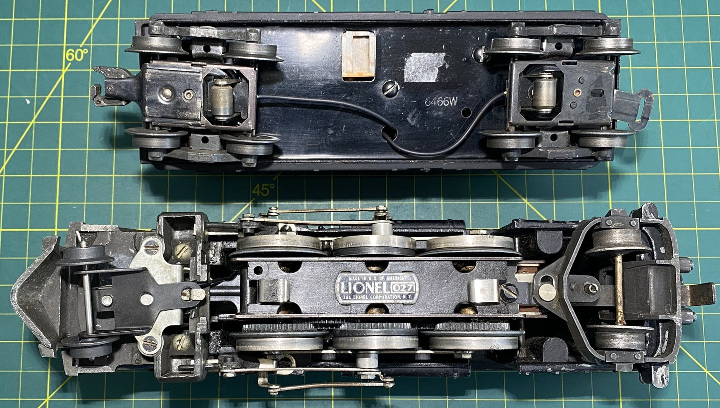 Lionel Post War #2026 Steam Locomotive with #6466W Tender