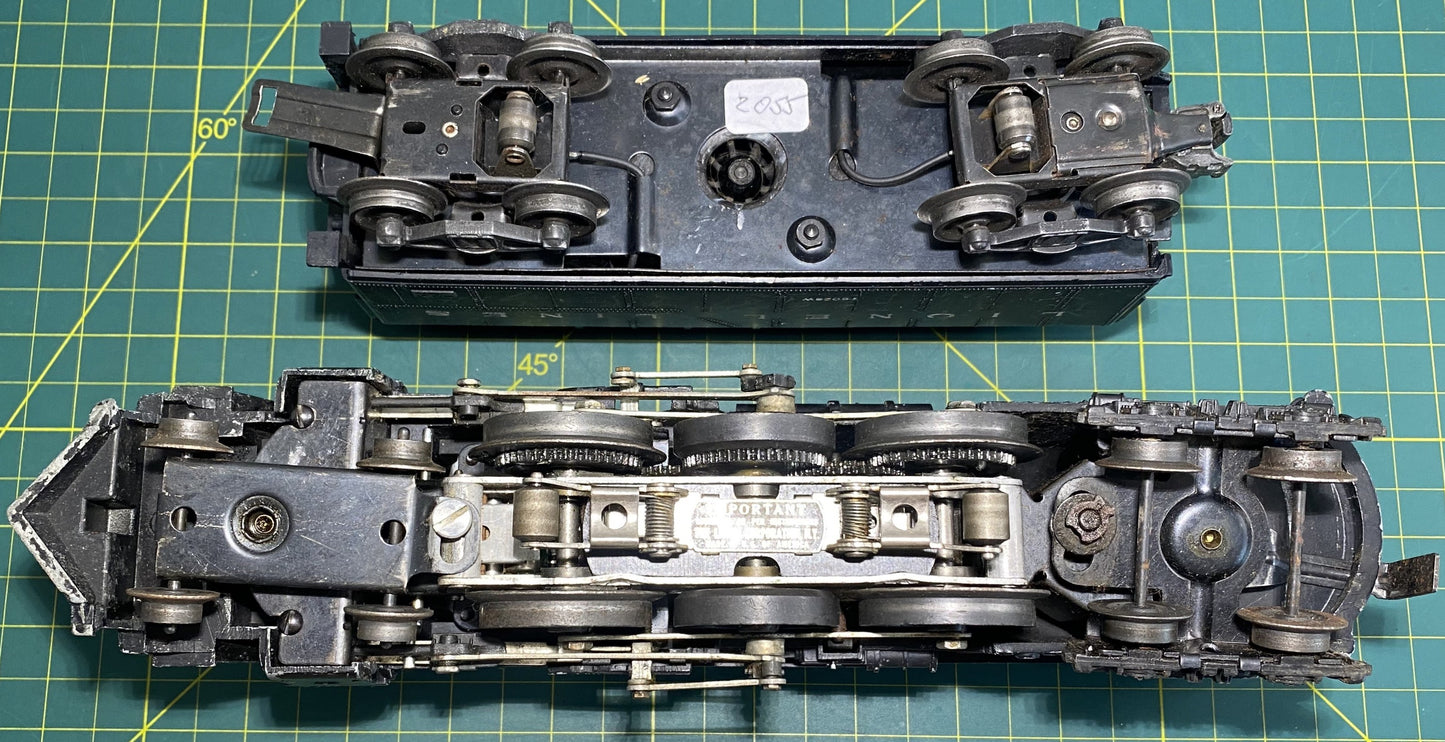 Lionel Post War 2055 Steam Locomotive with 6026W Tender