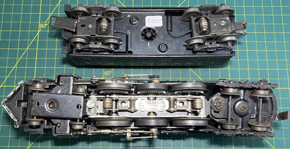 Lionel Post War 2055 Steam Locomotive with 6026W Tender