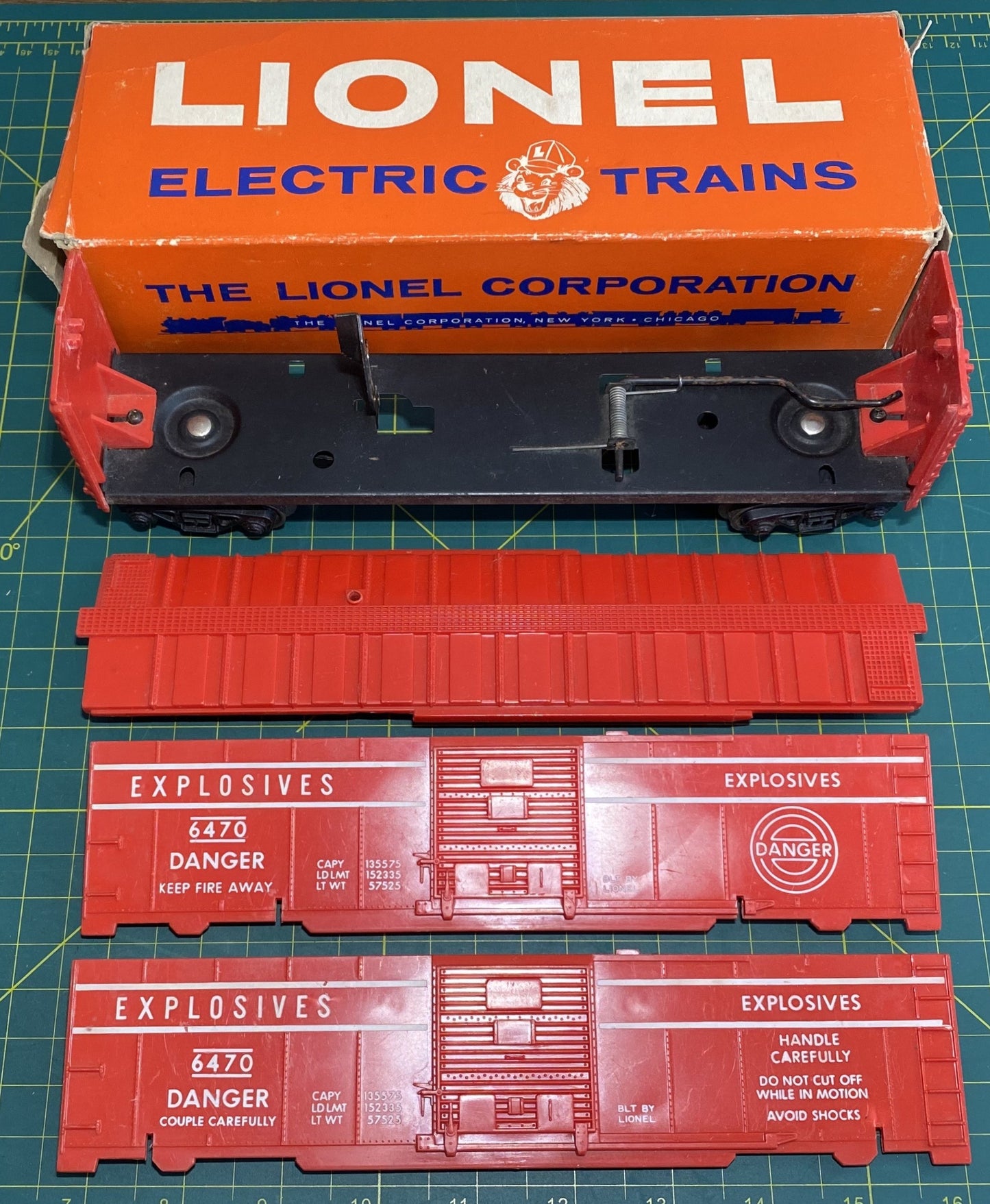 Lionel Post War Exploding Target Car 6470
