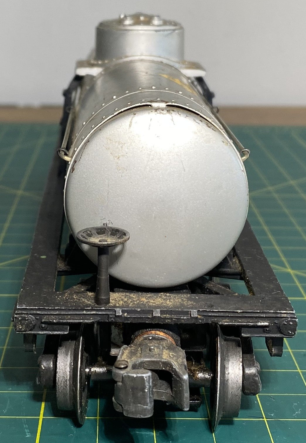 Lionel Pre War 2755 Sunoco Tank Car