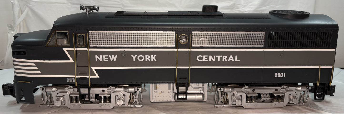 Aristo Craft Trains REA-22001 New York Central FB-1 ALCO Diesel Locomotive