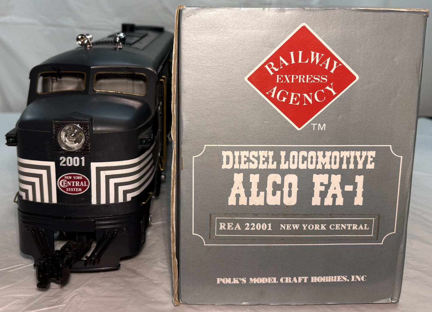 Aristo Craft Trains REA-22001 New York Central FB-1 ALCO Diesel Locomotive