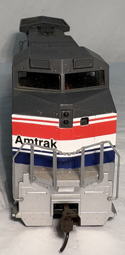Walthers Amtrak Pepsi Scheme GE Dash8-32BWH Diesel Locomotive Amtrak #510