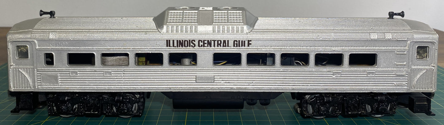 The Lionel B&O Budd Unit 400 Repainted as Illinois Central Gulf