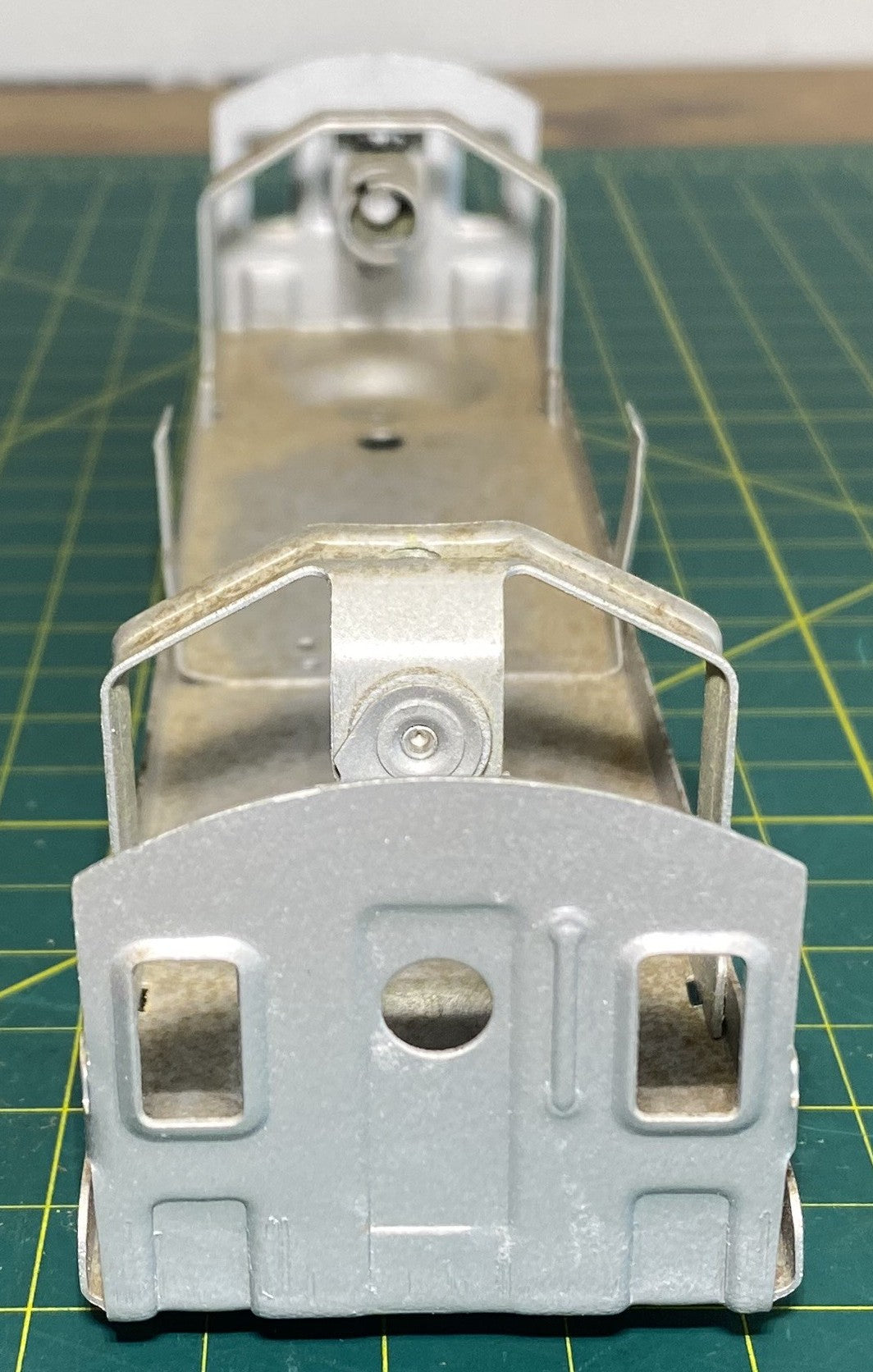 Lionel Post War 2400-30, 2400-30 O-27 Observation Passenger Car Frame Assembly