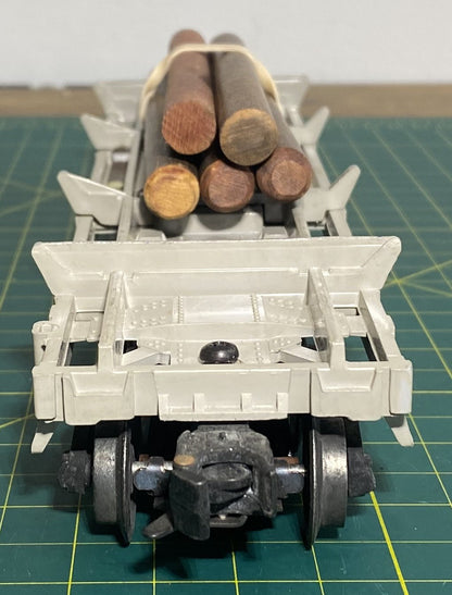 Lionel Post War 3361 Flat Car w/Load