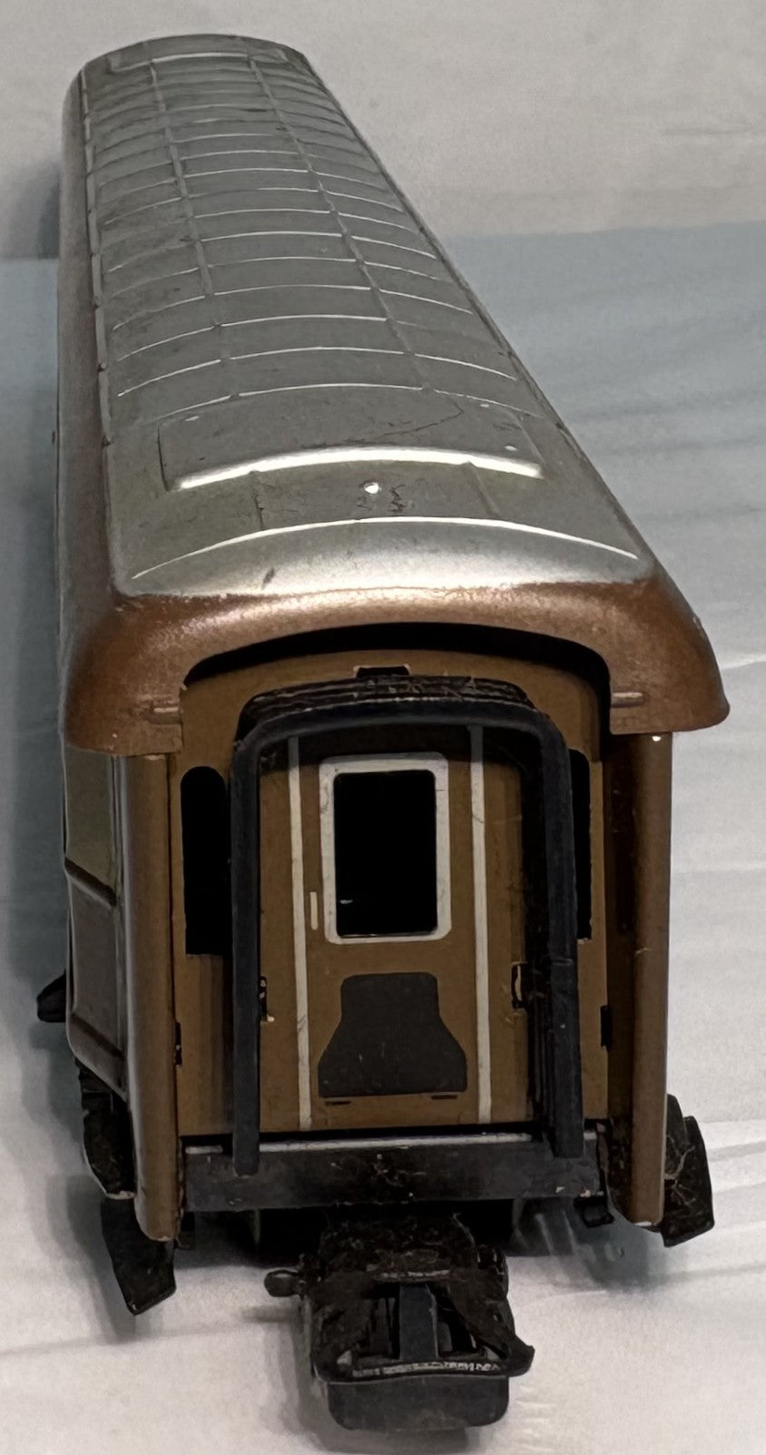 Märklin 4036 HO Venezia-Firenze-Roma Second Class Passenger Car