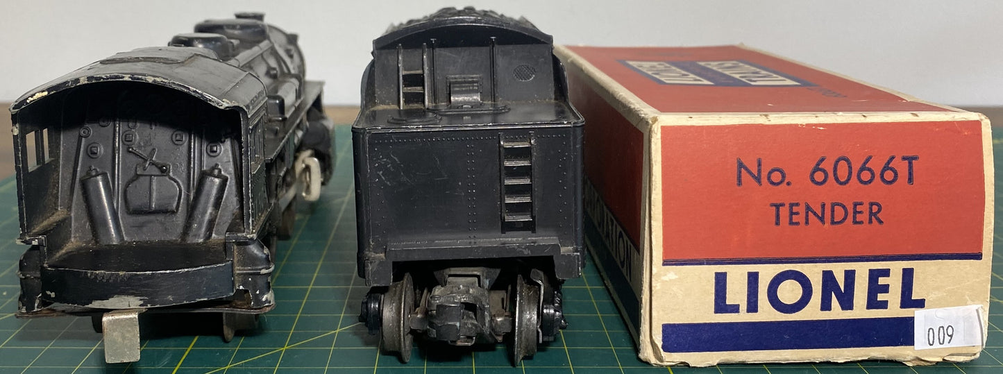 Lionel Post War Steam Locomotive 1130 and 6066T Tender