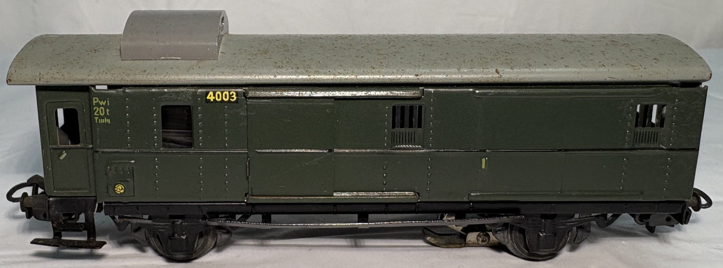 Märklin 4003 HO Scale Passenger Baggage Car, DB, #4003 Green