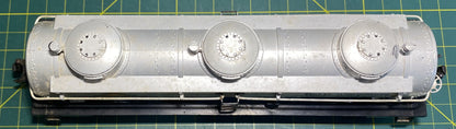 Lionel 6415 Post War 3 Dome Tank Car