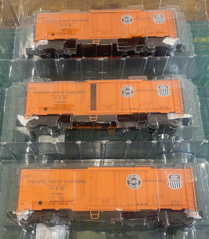 Lionel 6-29989 Pacific Fruit Express Steel-Sided Reefer 3-Pack
