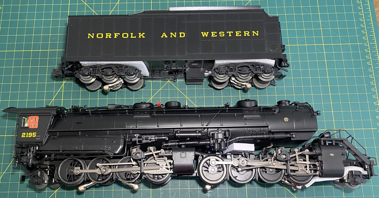 Lionel 6-82342 Norfolk & Western LEGACY 2-8-8-2 Y6b Steam Locomotive #2195