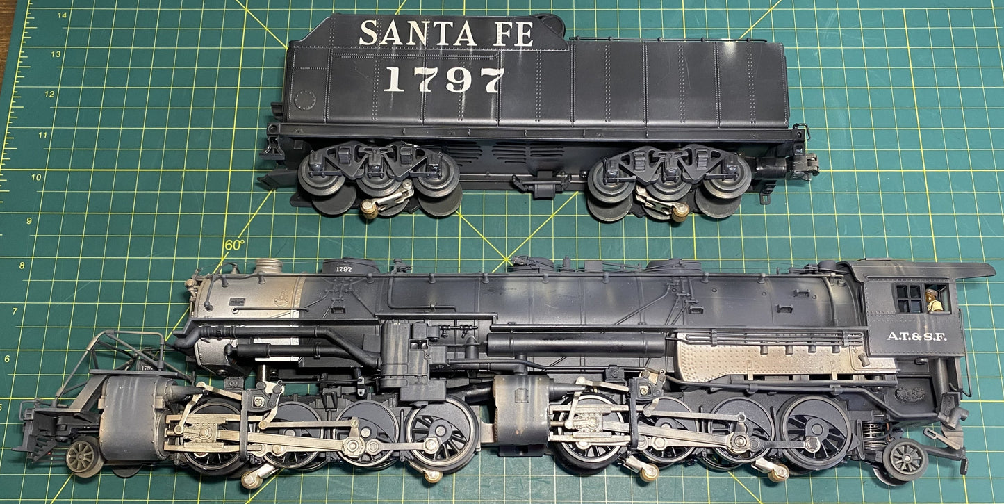 Lionel Weathered Santa Fe LEGACY USRA 2-8-8-2 Y-3 Steam Locomotive #1797