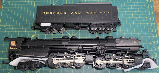 MTH 20-3615-1 Premier Norfolk & Western 2-6-6-4 Class A Steam Engine w/Proto-Sound 3.0