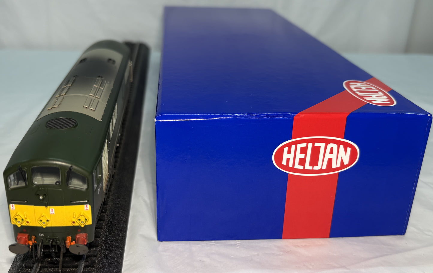 Heljan OO Gauge Class 28 Metro-Vick, Code 28031, Green, DCC Sound Fitted, Weathered