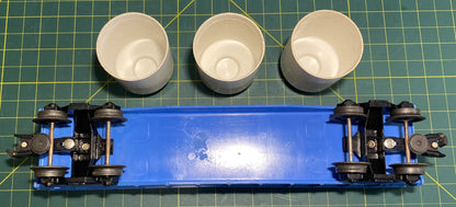 Lionel Post War 6162 Gondola w/Milk Cans