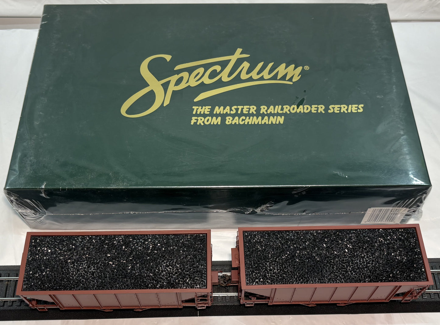 Bachmann Spectrum 27999 On30 Painted & Unlettered 2-Bay Steel Hopper (Oxide Red)