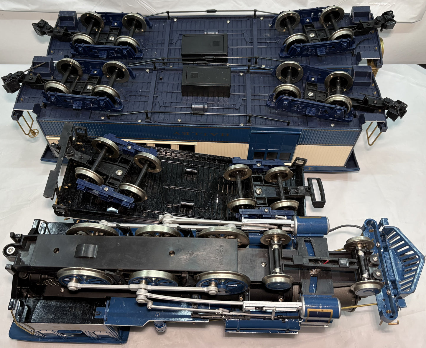 Bachmann 833 G Scale Blue Comet Engine Train Set NJC Coal Tender Passenger Cars