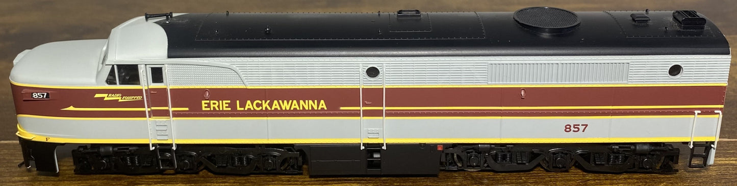 PROTO 2000 HO SCALE #21676 PA LOCOMOTIVE ERIE LACKAWANNA #857