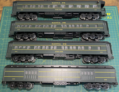 Williams 43354 Santa Fe 72’ Scale Heavyweights 4 Car Set
