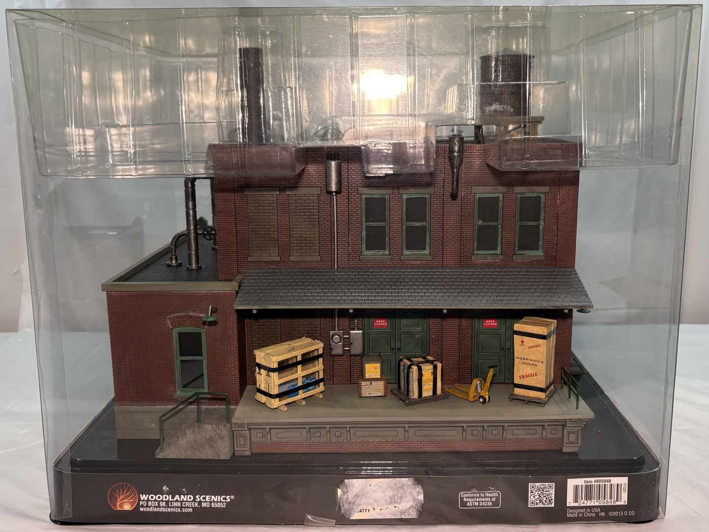 Woodland Scenics BR5848 O Gauge Morrison Door Factory
