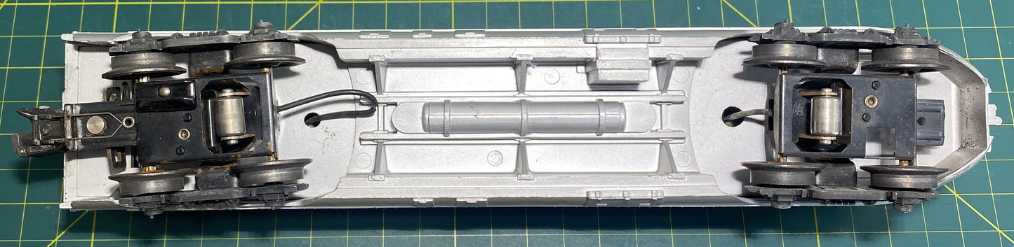 Lionel Post War 2423 Hillside Observation Car Grey Roof