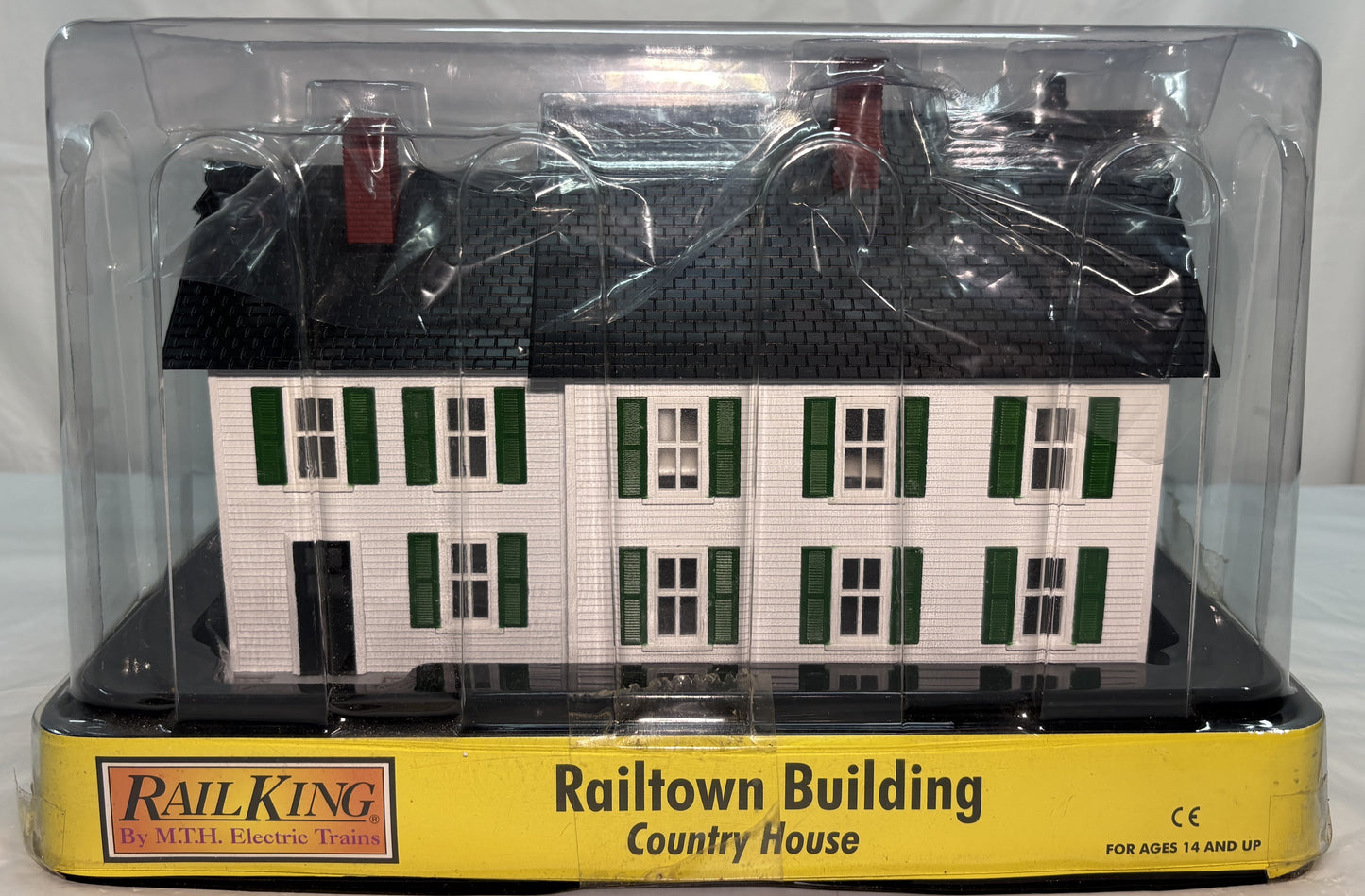 MTH 30-90331 Rail King White w/Green Shutters #4 Country House