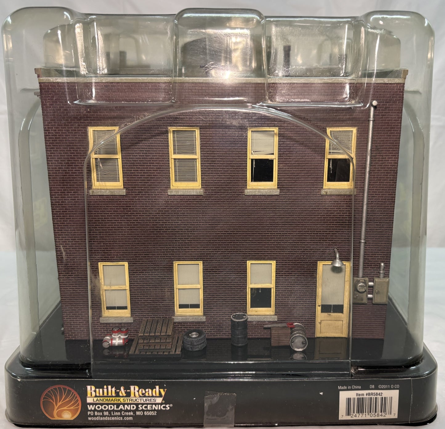 Woodland Scenics BR5842 O Gauge Harrison's Hardware