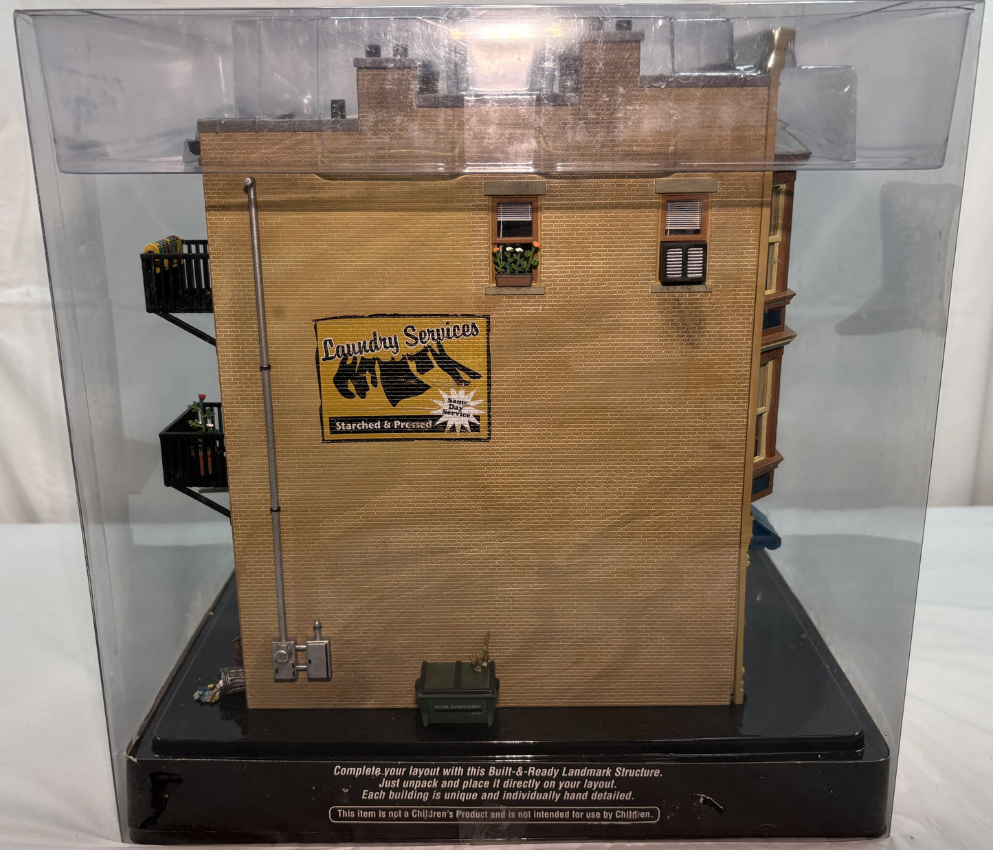 Woodland Scenics BR5843 O Scale J.W. Cobbler