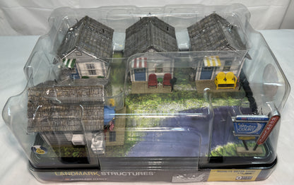Woodland Scenics BR5877 O-Scale Moonlite Motor Court