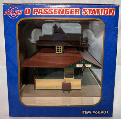 Atlas 66901 Built-Up Passenger Station