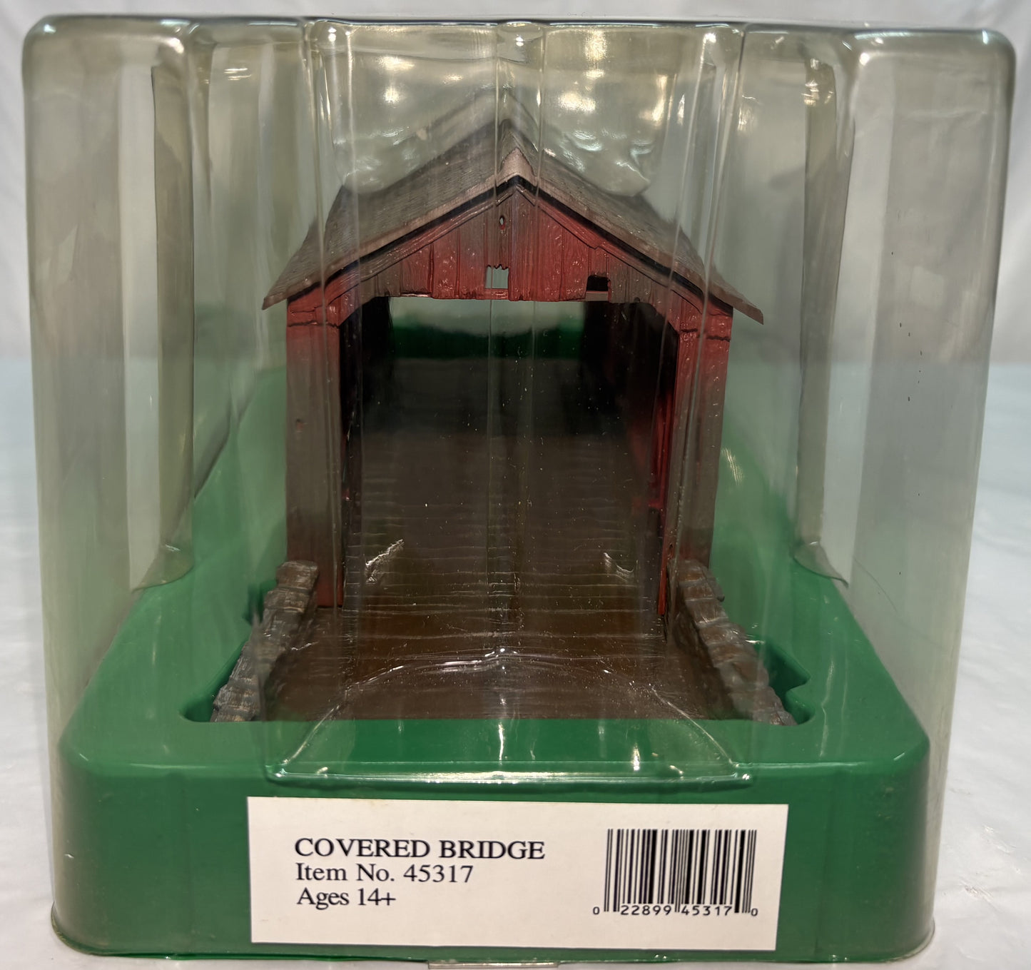Bachmann 45314 O Gauge Plasticville Built-Up Roadside Fruit & Vegetable Stand Building
