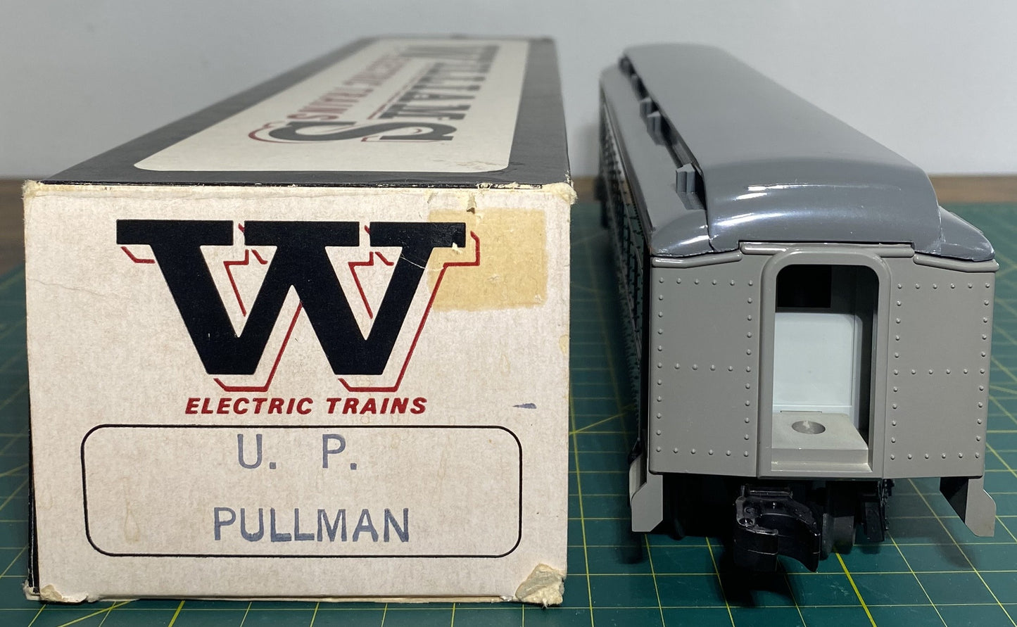 Williams 2364 Union Pacific Pullman Passenger Car