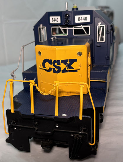 USA Trains 22304 G CSX SD40-2 Powered Diesel Locomotive 8440