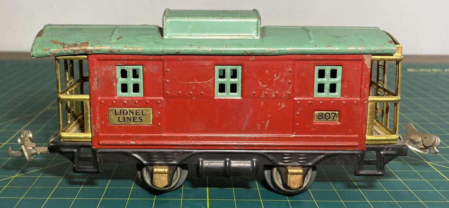 Lionel Pre War 807 Caboose Red