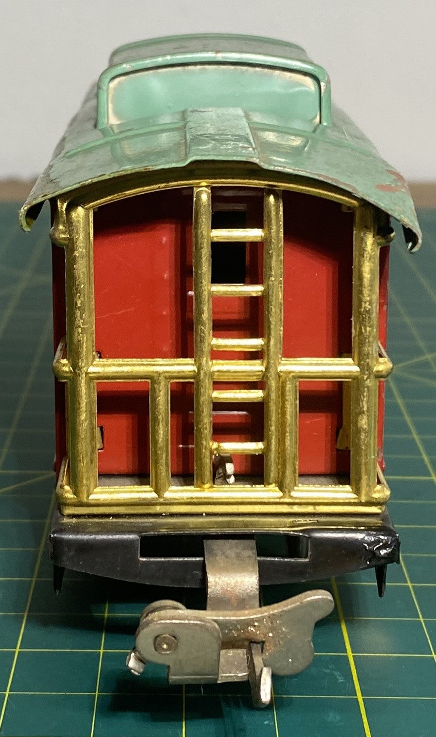 Lionel Pre War 807 Caboose Red