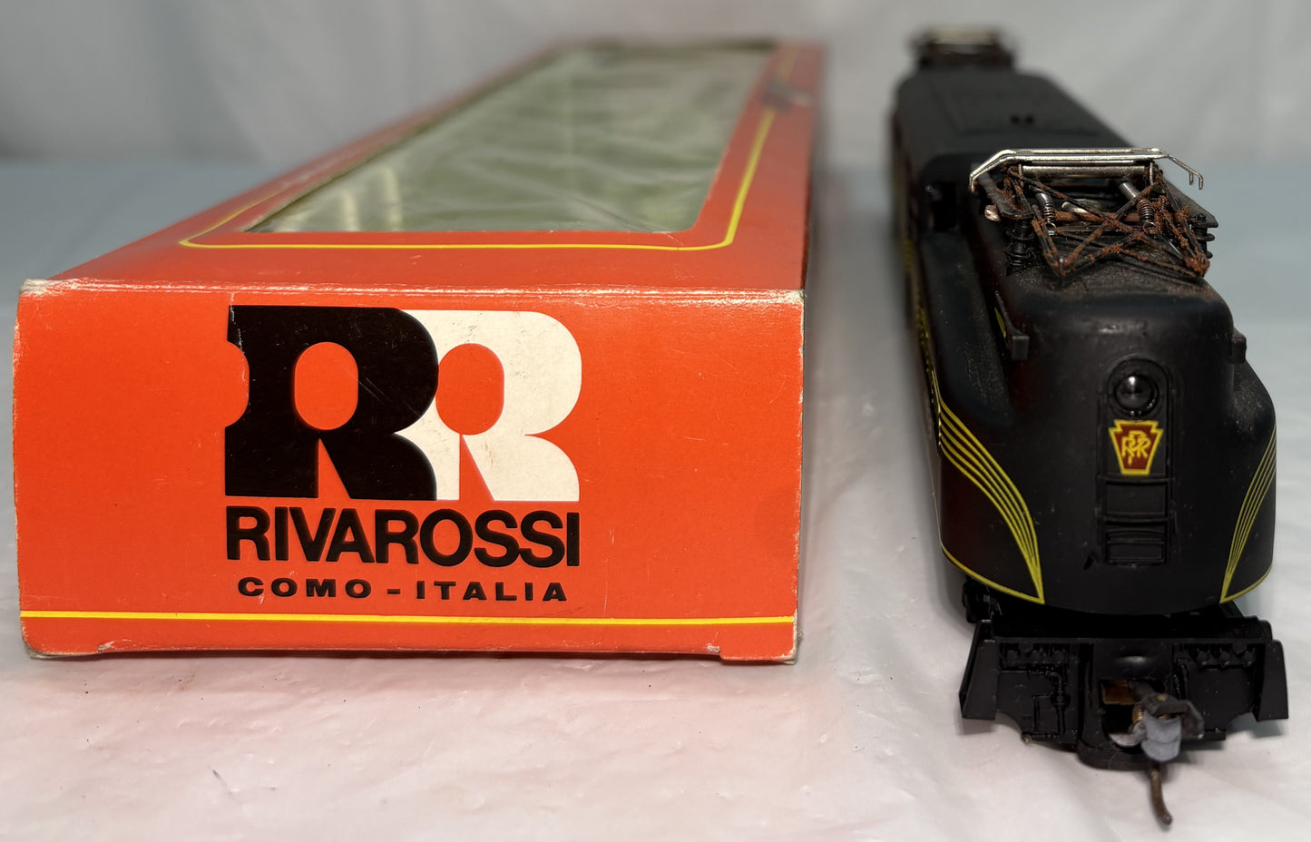 Rivarossi 4828 HO Scale Pennsylvania GG-1 Electric Locomotive Green