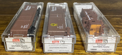 Micro-Trains Southern Pacific Box Cars #34050, 32380 and Caboose #10050
