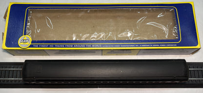 AHM/Rivarossi 3940 HO Scale Pennsylvania Passenger Car #3940