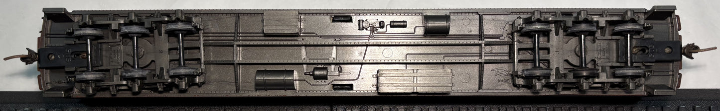 AHM/Rivarossi 3940 HO Scale Pennsylvania Passenger Car #3940
