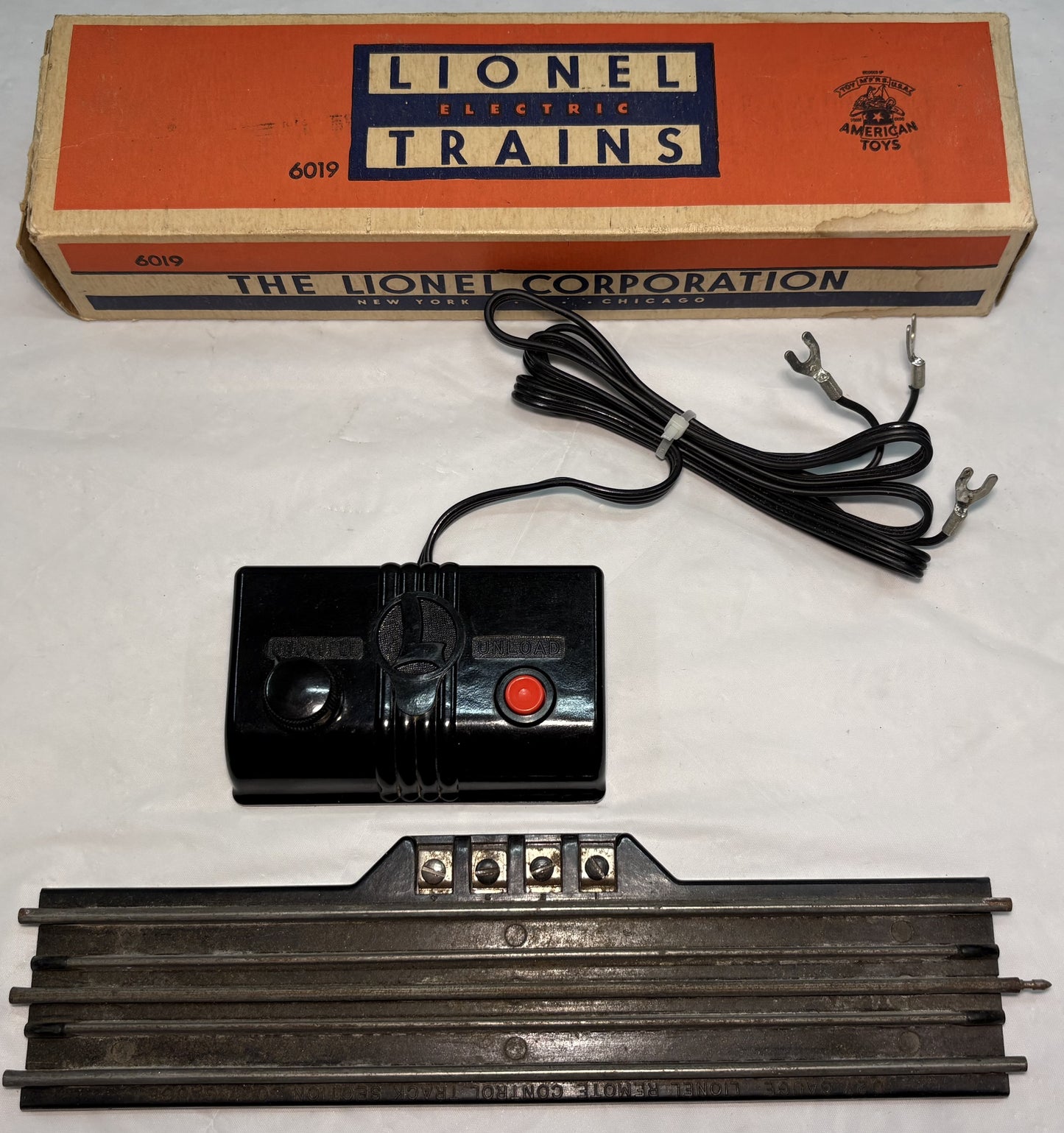 Lionel Post War 6019 O Gauge Uncoupler