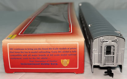 International Hobby Corp 47301 HO Scale Burlington Texas Zephyr Diner Car