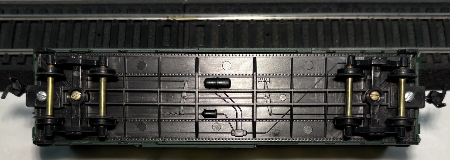 Roundhouse 20501 RTR HO 40’ AAR Superior Door Box Car Reading