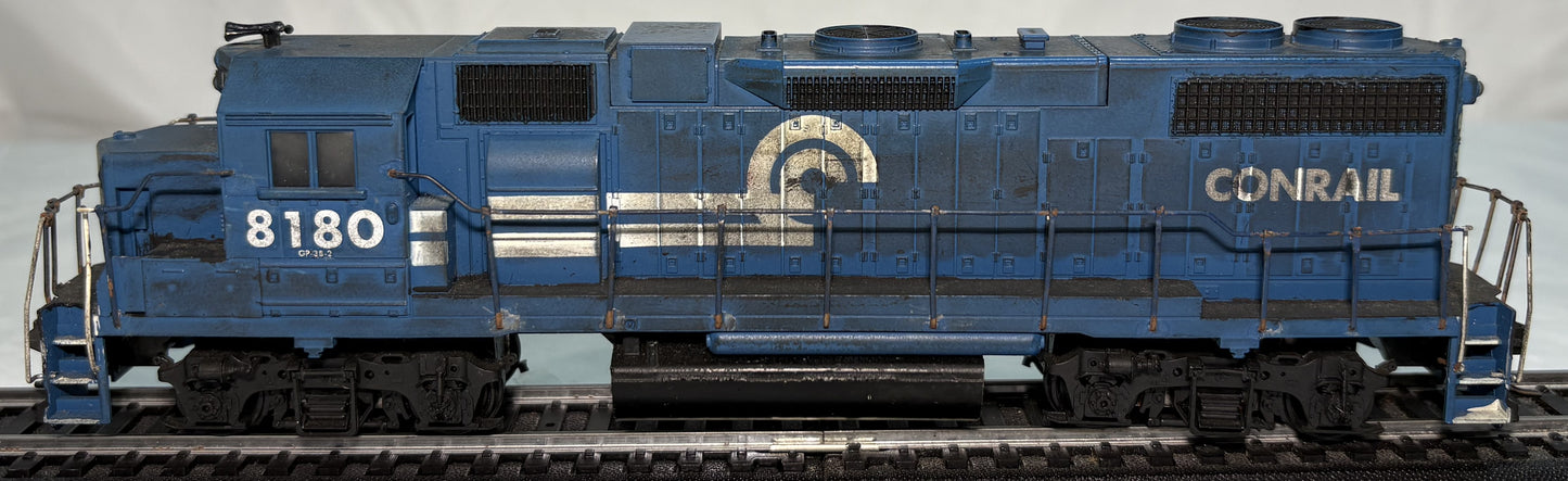 Athearn 4652 HO Conrail GP38-2 Diesel Locomotive (Dummy) #8276