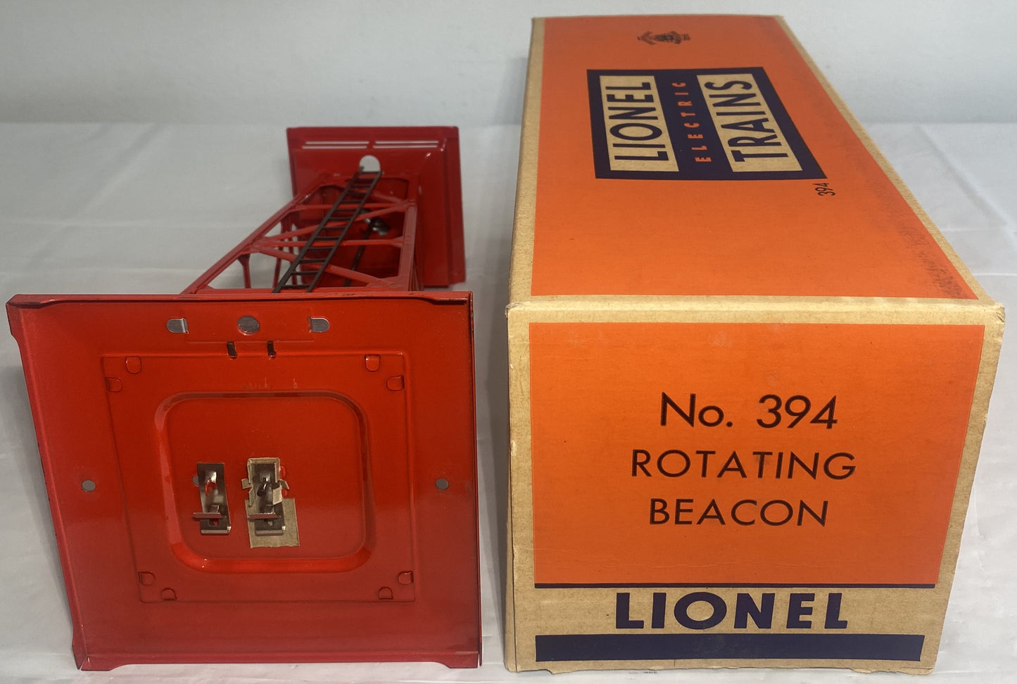 Lionel Post War 394 Red Rotating Beacon