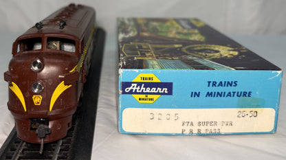 Athearn 3205 HO F7A Pennsylvania Diesel Locomotive #9643