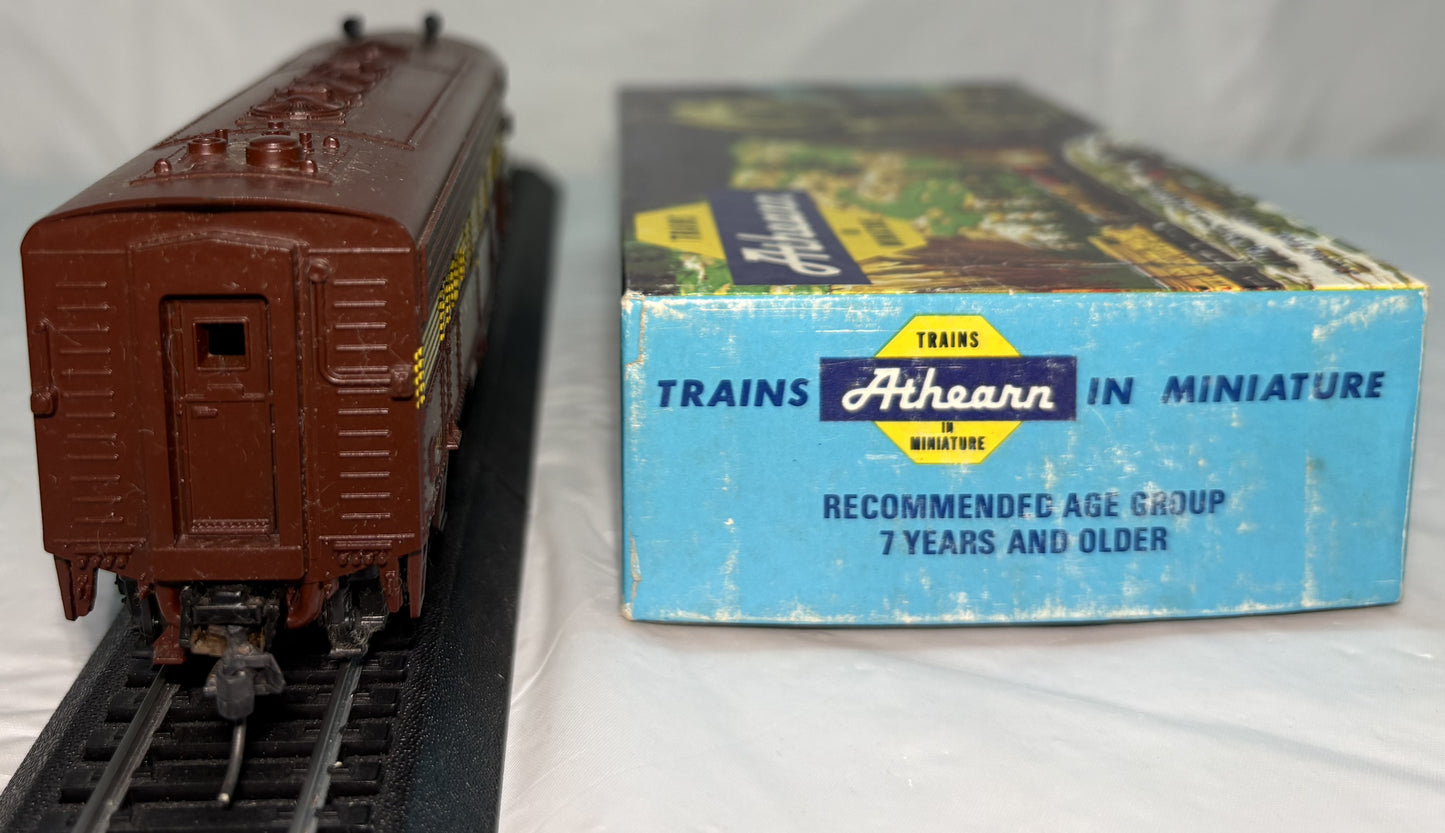Athearn 3205 HO F7A Pennsylvania Diesel Locomotive #9643