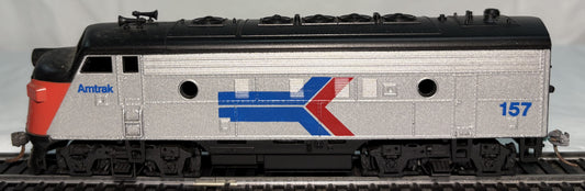 Athearn 3033 HO EMD F7A Amtrak Dummy Diesel Locomotive